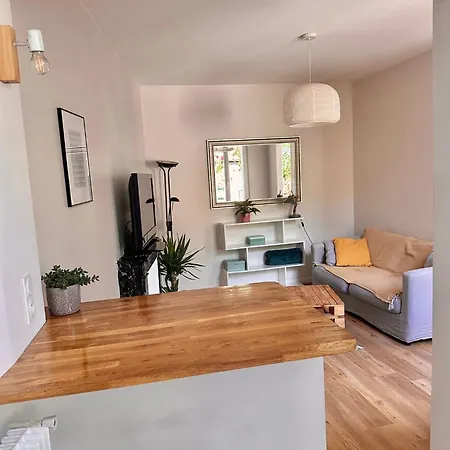 Maison Moderne Gare & Serenite Apartment